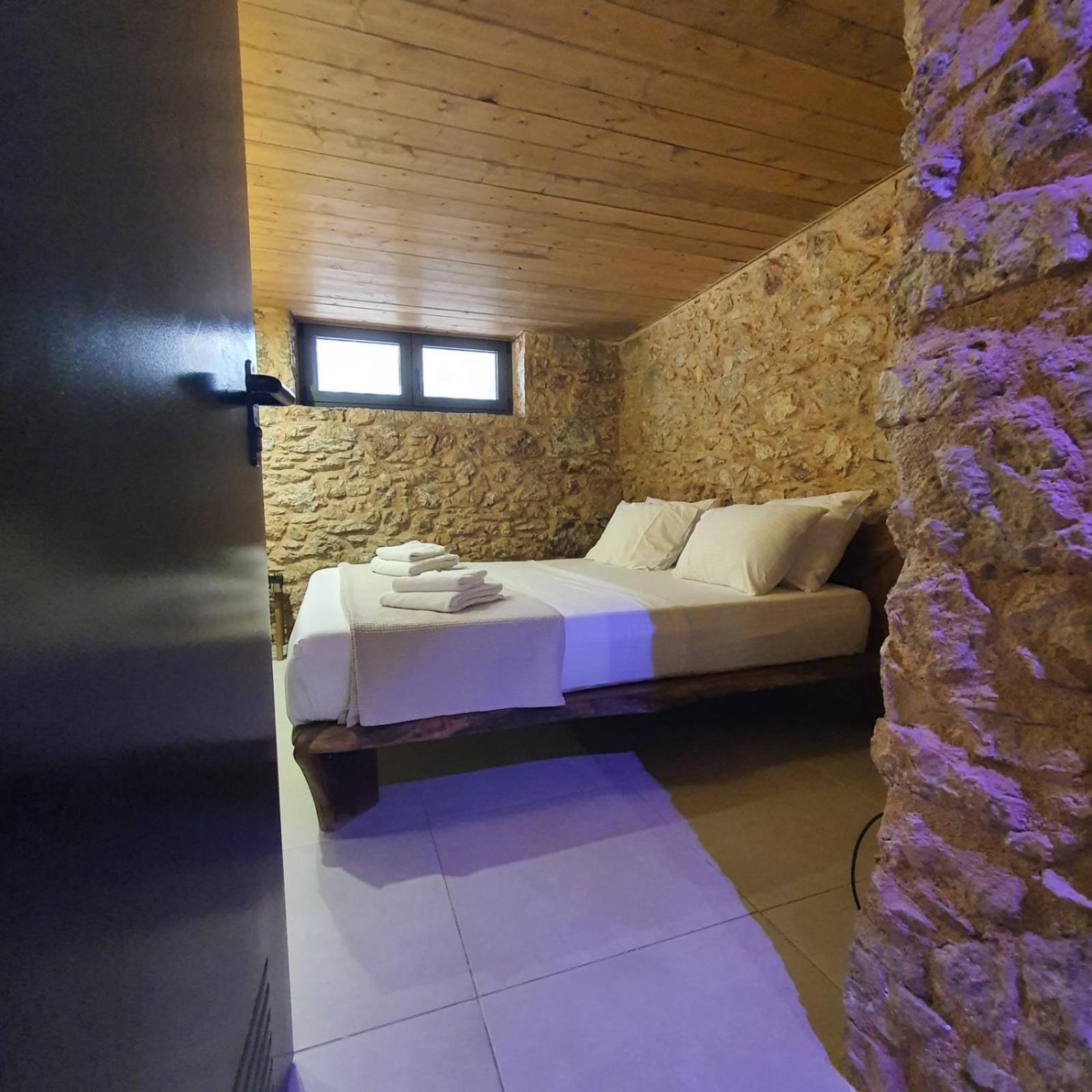 Sea View Garden Suites Pireusz Kültér fotó