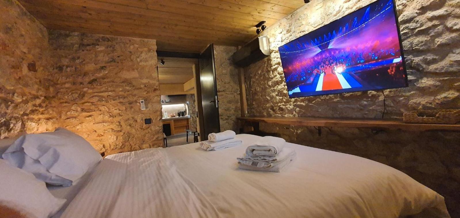 Sea View Garden Suites Pireusz Kültér fotó