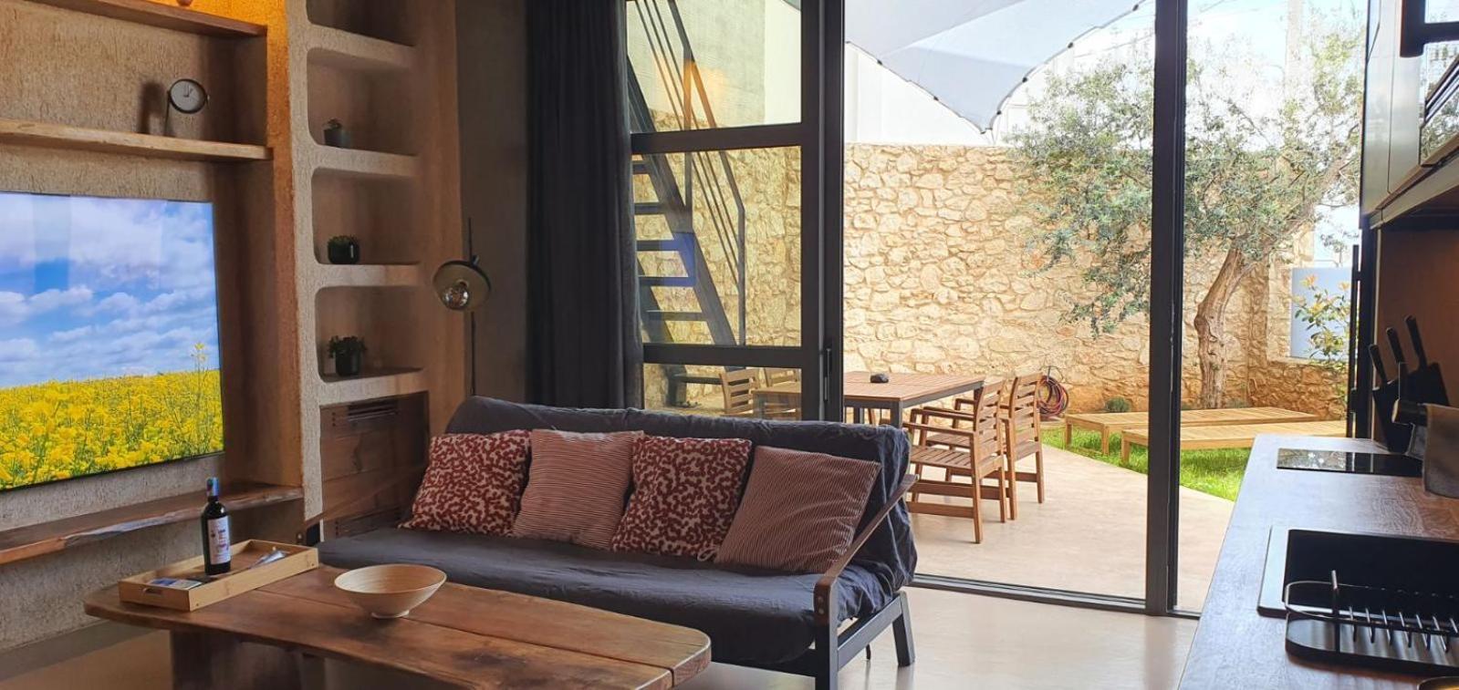 Sea View Garden Suites Pireusz Kültér fotó