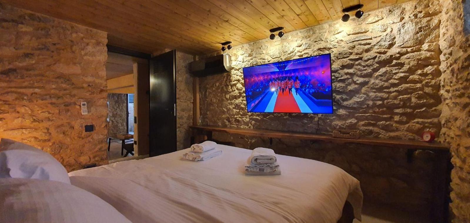 Sea View Garden Suites Pireusz Kültér fotó