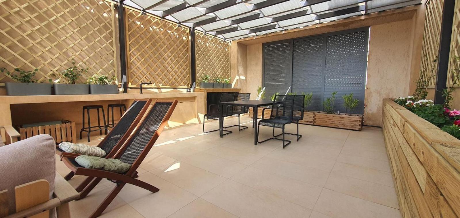 Sea View Garden Suites Pireusz Kültér fotó