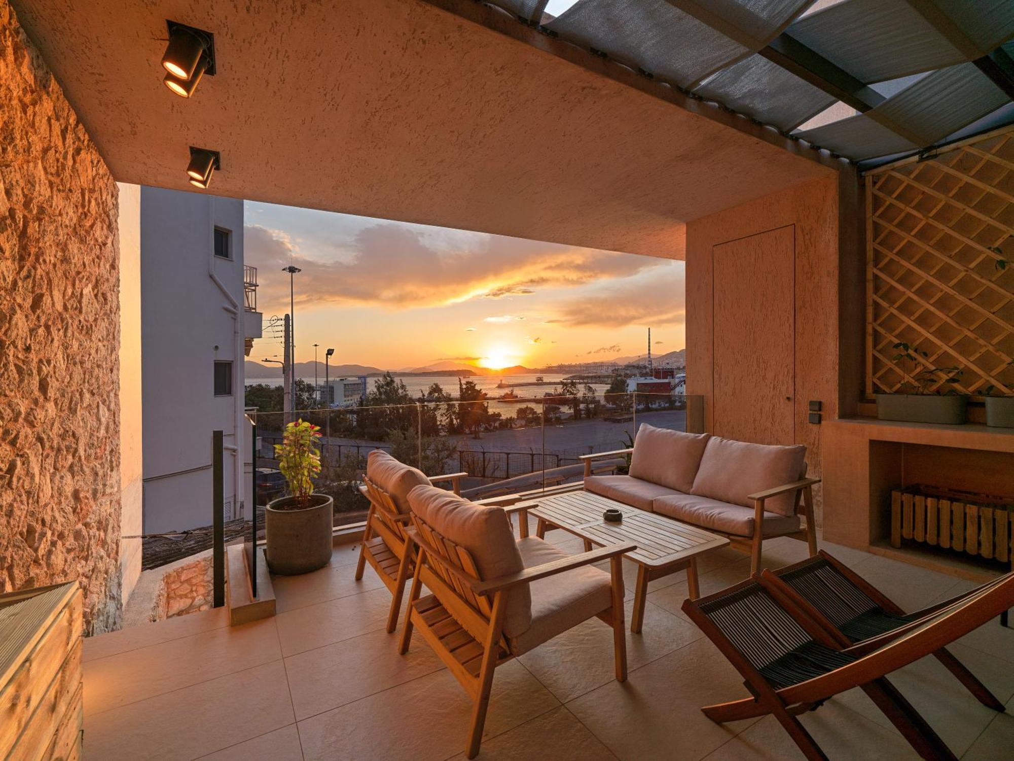 Sea View Garden Suites Pireusz Kültér fotó